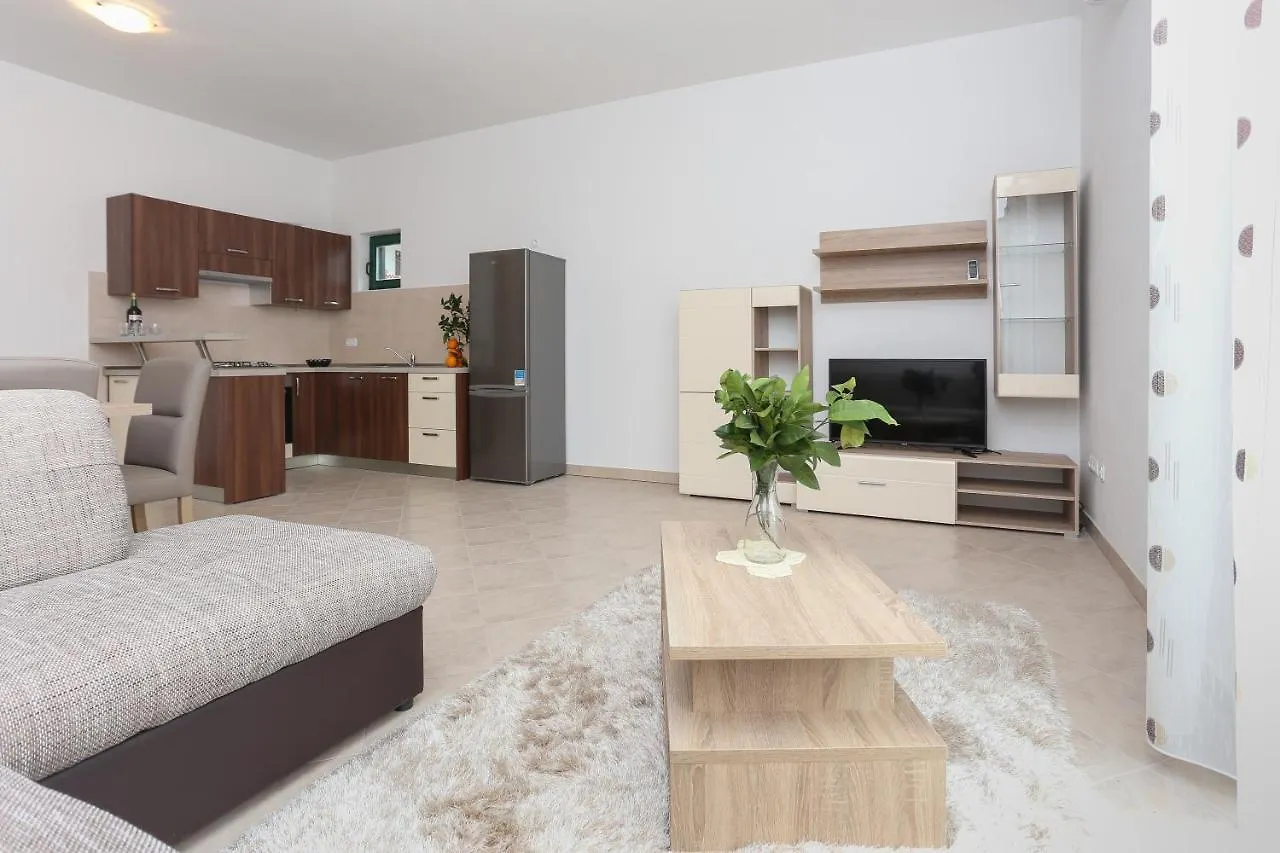 Apartments Marinero Trogir