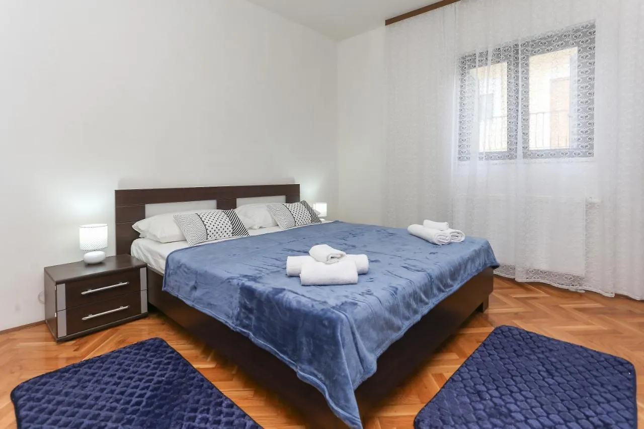 Apartments Marinero Trogir